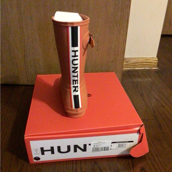 Hunter Rain boots - Picture 1 of 5